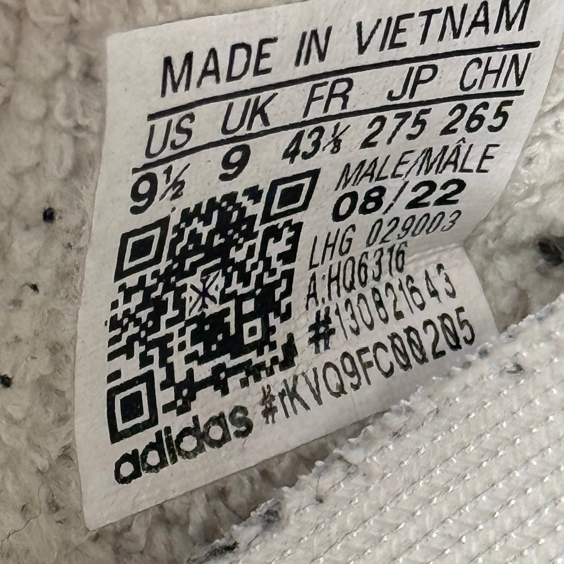 adidas Yeezy Boost 350 V2 Bone *pre-owned* SIZE 9.5