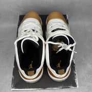 Jordan 11 Retro Low Closing Ceremony *pre-owned* SIZE 10