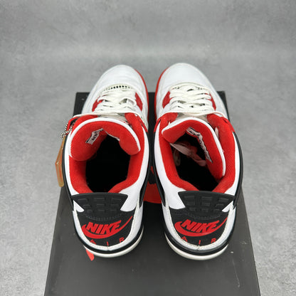 Jordan 4 Retro Fire Red (2020) *pre-owned* SIZE 9
