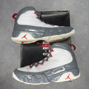 Jordan 9 Retro Fire Red *pre-owned* SIZE 9