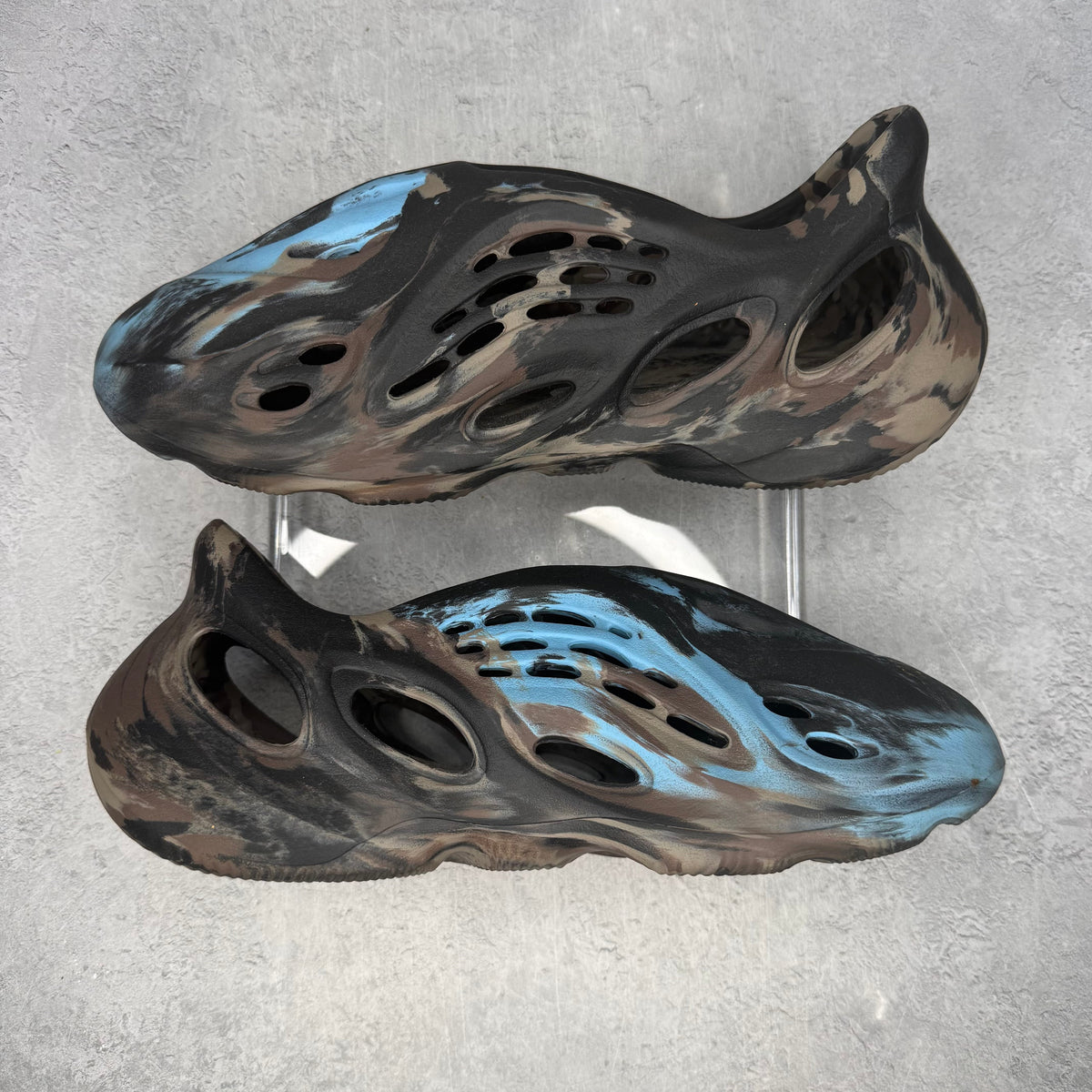 adidas Yeezy Foam RNR MX Cinder - Image 1