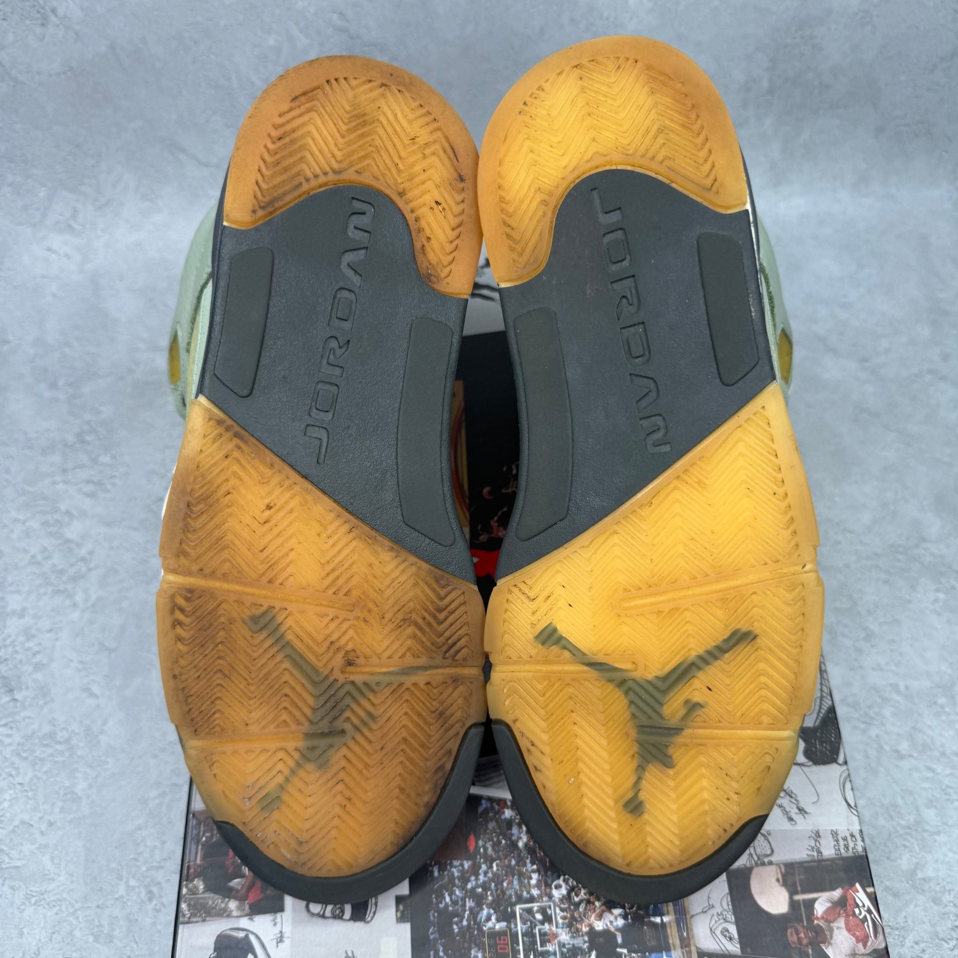 Jordan 5 Retro Jade Horizon *pre - owned* SIZE 8.5 - Kicks Collective PA - Jordan - DC7501-300 - Men's Shoes - 8.5M/10W - Pre - Owned