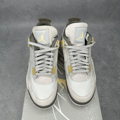 Jordan 4 Retro SE Craft Photon Dust *pre-owned* SIZE 10