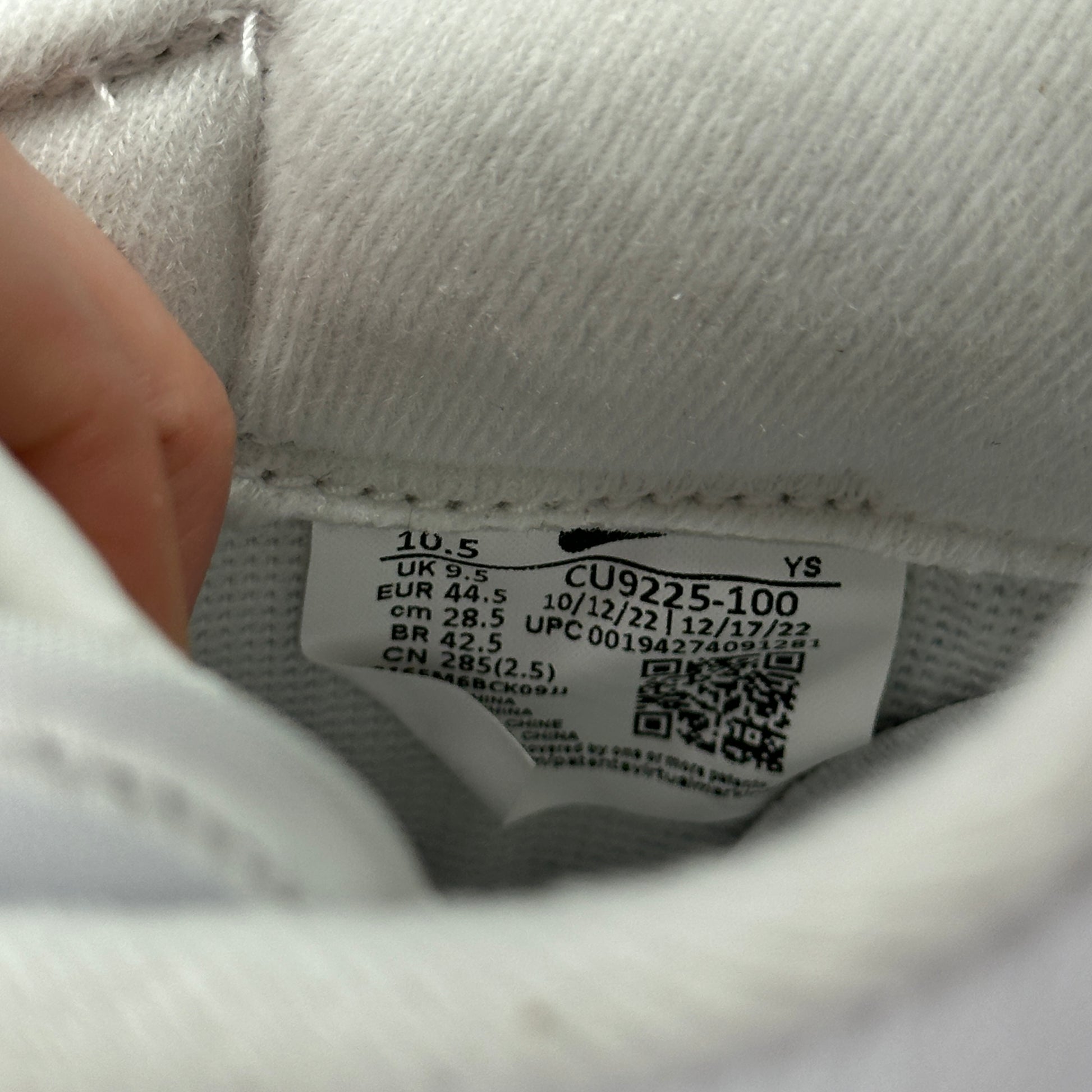 Nike Air Force 1 Low Supreme White