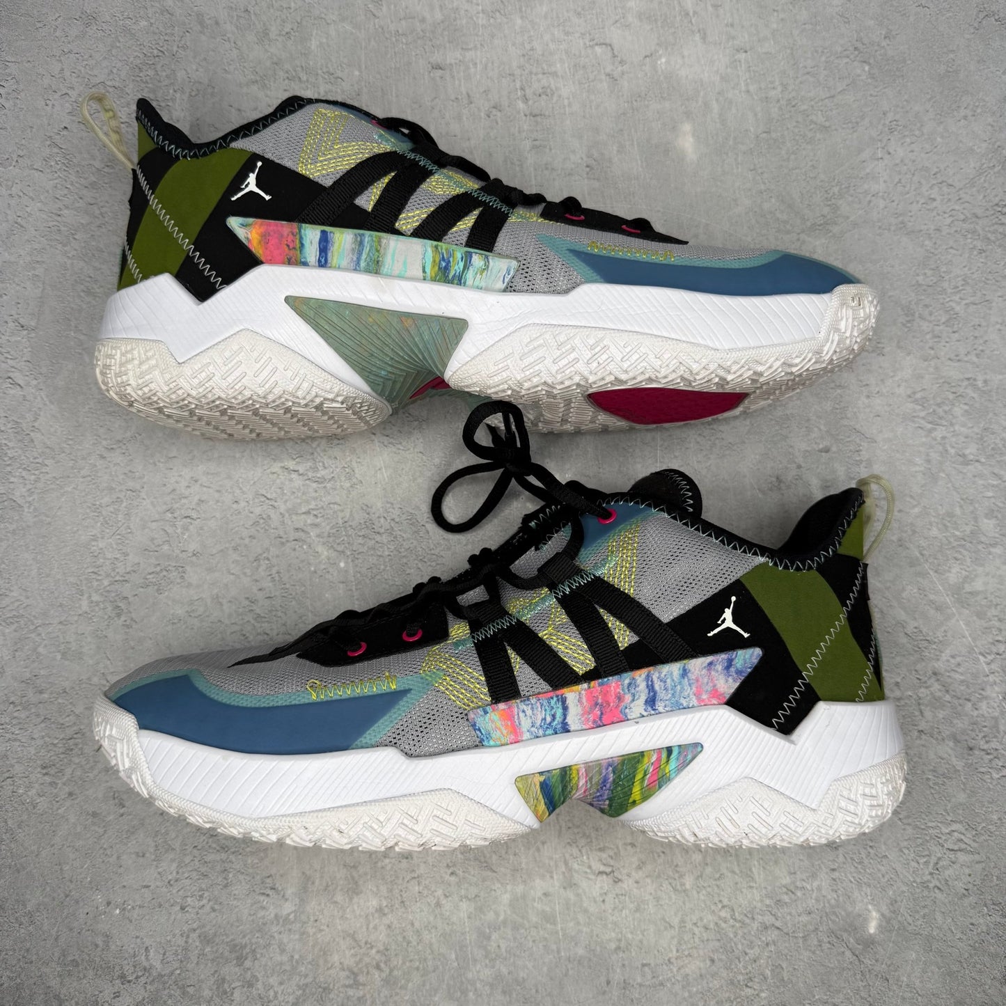 Jordan One Take 2 Wolf Grey Aurora Green *pre - owned* SIZE 12 - Kicks Collective PA - Jordan - CW2457-003 - Men's Shoes - 12M/13.5W - Pre - Owned - No Box