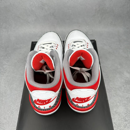 Jordan 3 Retro Fire Red (2022) *pre-owned* SIZE 9