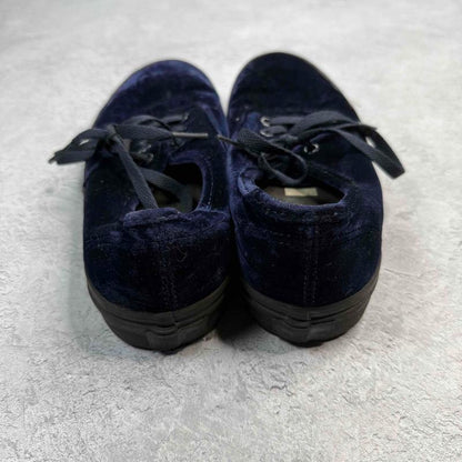 VANS Classic Blue Velvet *pre-owned* SIZE 6Y