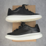 Alexander McQueen Oversized Black White 43.5 (Pre-Owned) - front