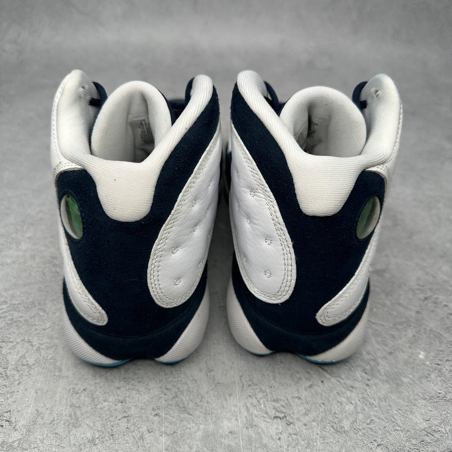 Jordan 13 Retro Obsidian Powder Blue White *pre-owned* SIZE 8.5