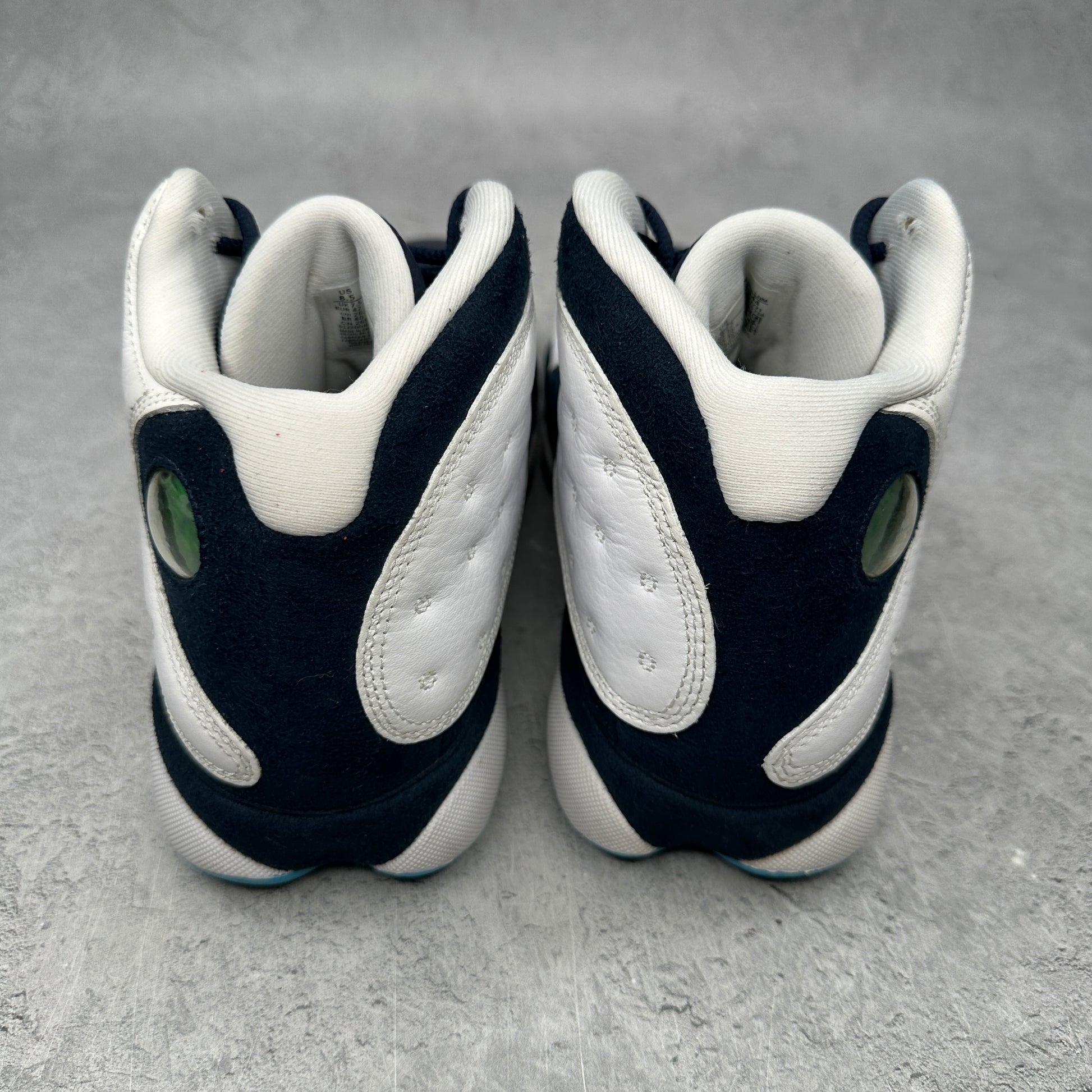 Jordan 13 Retro Obsidian Powder Blue White *pre-owned* SIZE 8.5