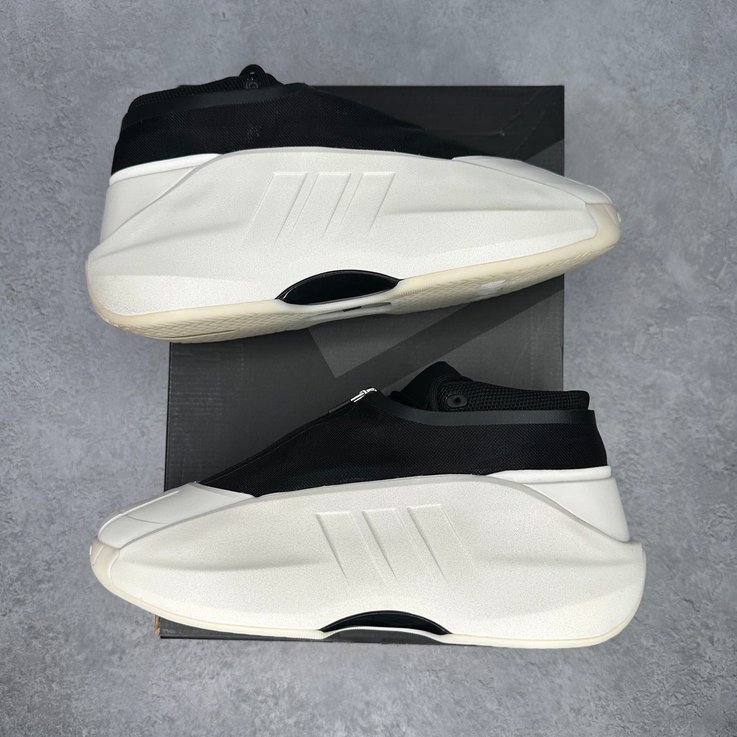 adidas Crazy IIInfinity Chalk VNDS *pre-owned* SIZE 11.5