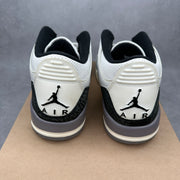 Jordan 3 Retro Cement Grey *pre-owned* SIZE 10