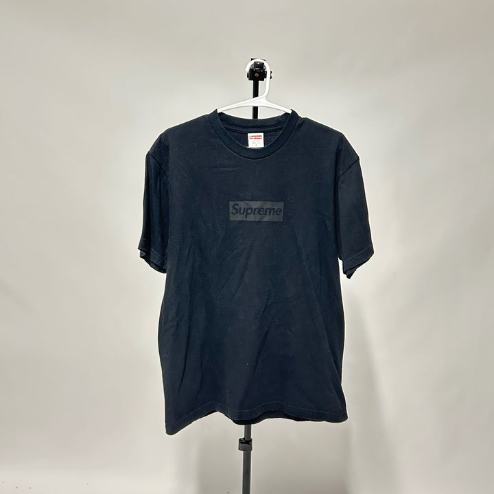 Supreme Tonal Box Logo Tee Black *pre-owned* SIZE M - Kicks Collective PA - Supreme - SUPREME-4PA9CDN9 - Apparel - M - Pre-Owned - No Box