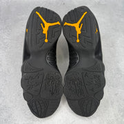 Jordan 9 Retro Dark Charcoal University Gold *pre-owned* SIZE 8.5