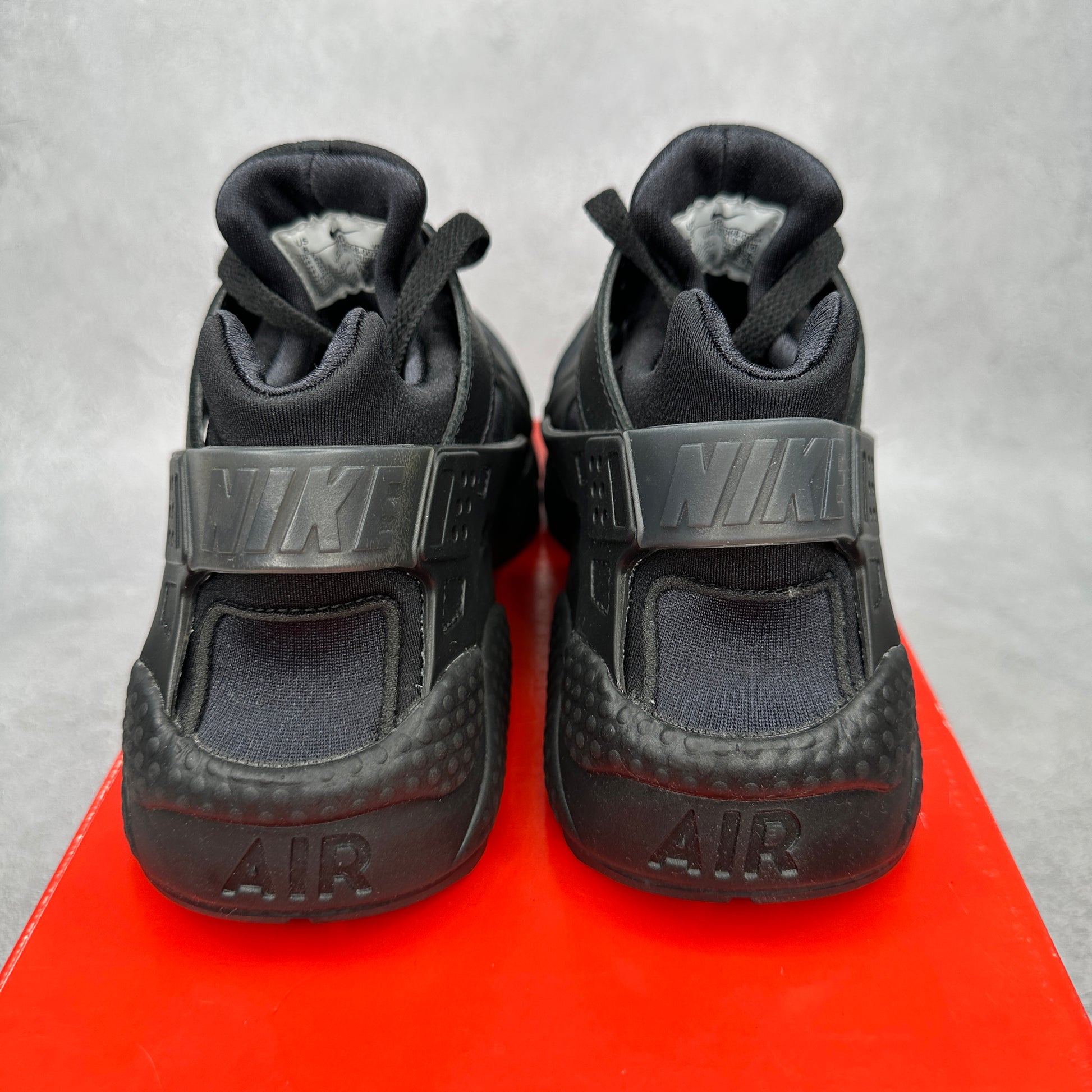 Nike Air Huarache Triple Black