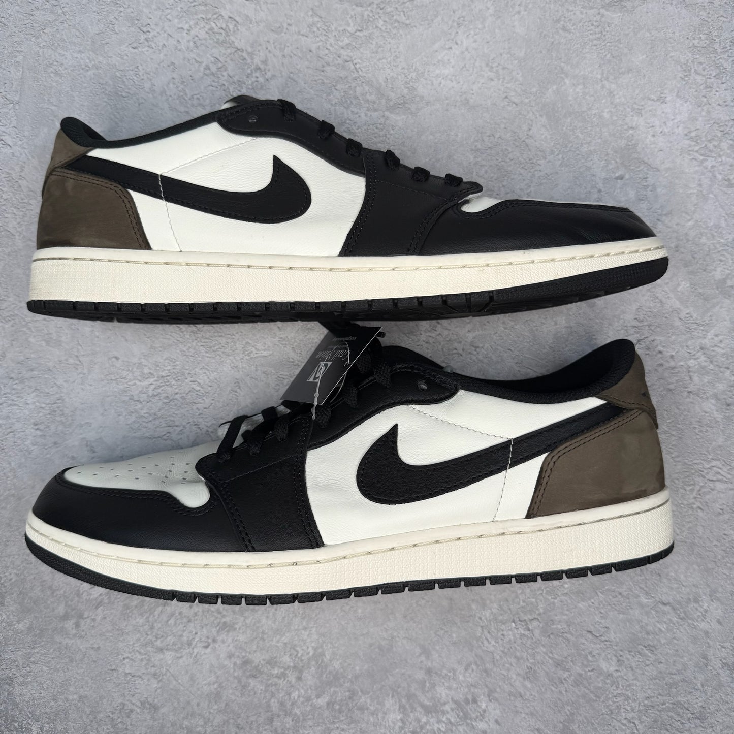Jordan 1 Retro Low OG Mocha *pre - owned* SIZE 14 - Kicks Collective PA - Jordan - CZ0790 - 102 - Men's Shoes - 14M/15.5W - Pre - Owned