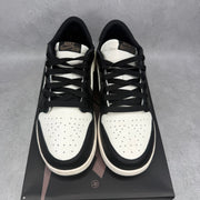 Jordan 1 Retro Low OG Mocha (GS) *pre-owned* SIZE 6.5Y