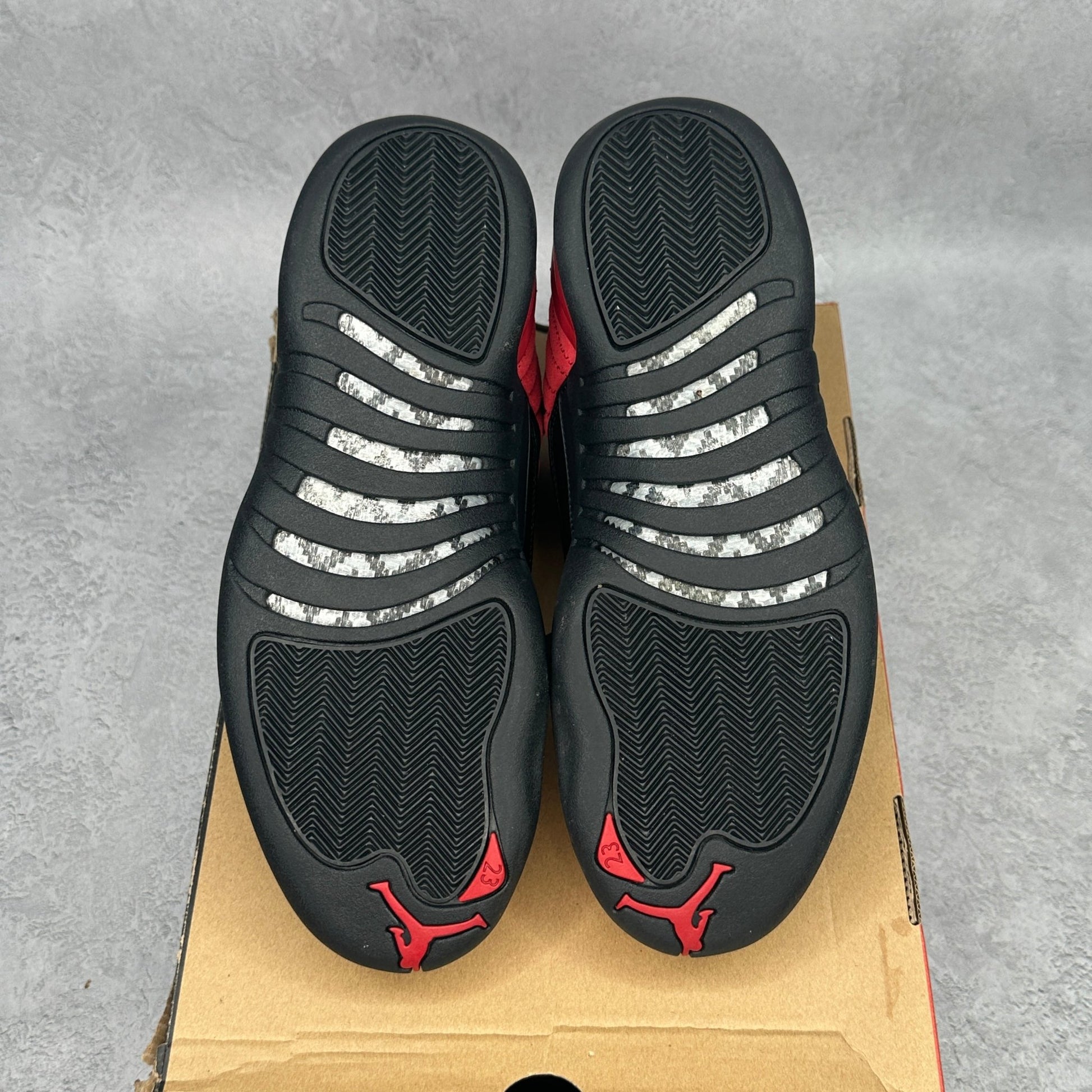 Jordan 12 Retro Reverse Flu Game *pre - owned* SIZE 10.5 - Kicks Collective PA - Jordan - CT8013 - 602 - Men's Shoes - 10.5M/12W - Pre - Owned