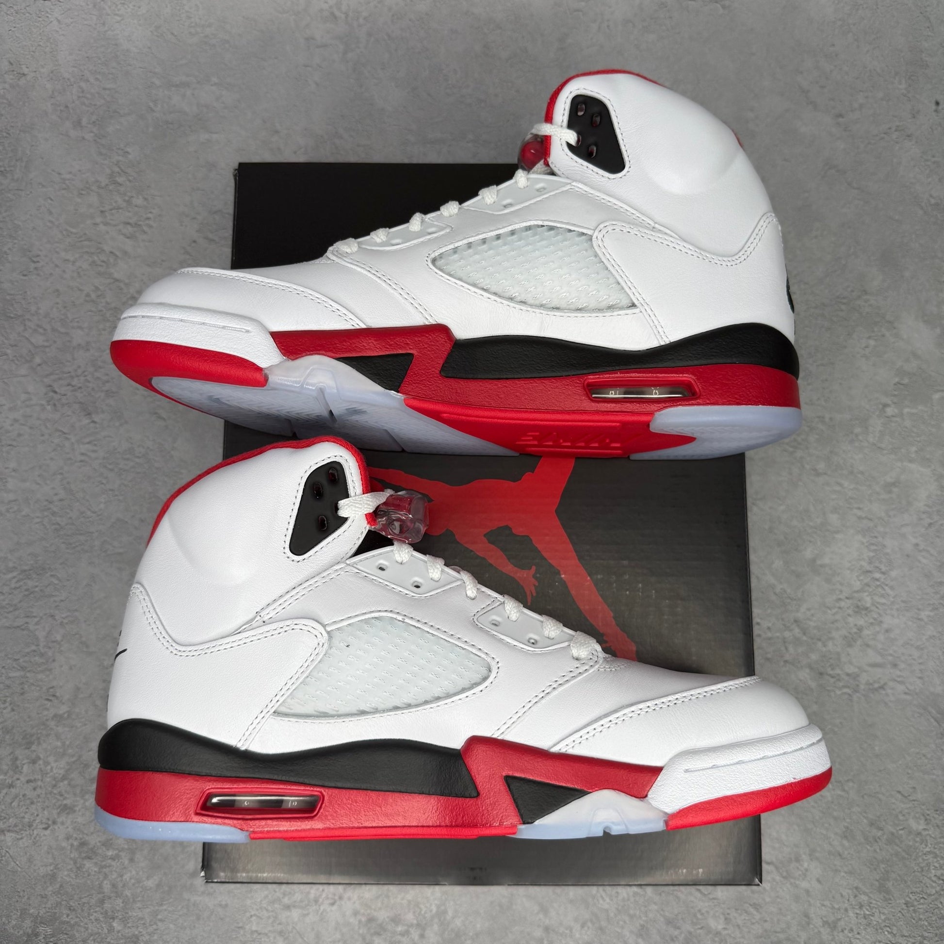 Jordan 5 Retro Fire Red Black Tongue (2025) - Kicks Collective PA - Jordan - HQ7978 - 101 - Men's Shoes - 9.5M/11W - Brand New