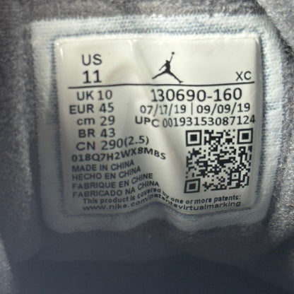 Jordan 12 Retro White Dark Grey *pre - owned* SIZE 11 - Kicks Collective PA - Jordan - 130690-160 - Men's Shoes - 11M/12.5W - Pre - Owned