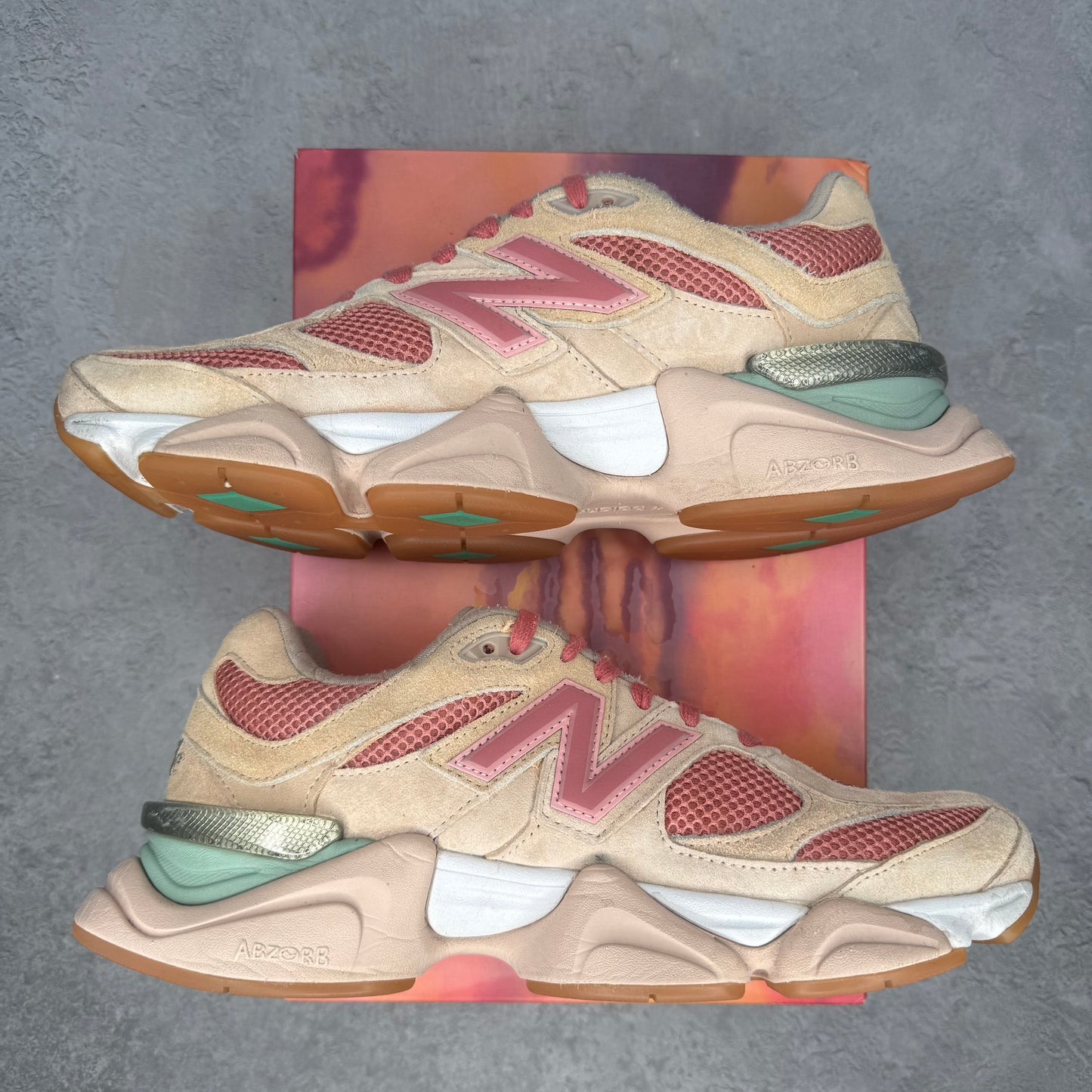New Balance 9060 Joe Freshgoods Inside Voices Penny Cookie Pink *pre-owned* SIZE 10