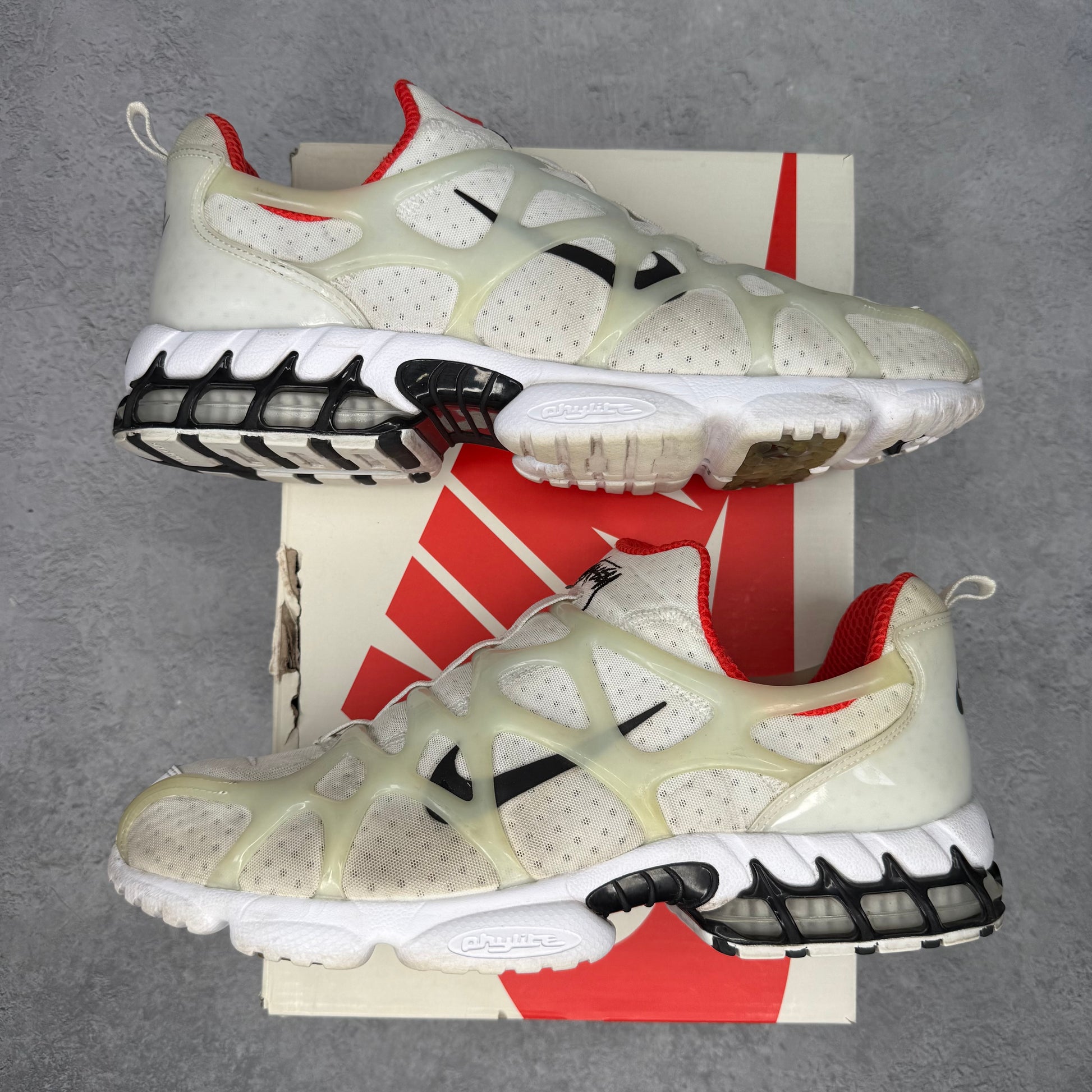 Nike Air Kukini Spiridon Cage 2 Stussy White *pre-owned* SIZE 12