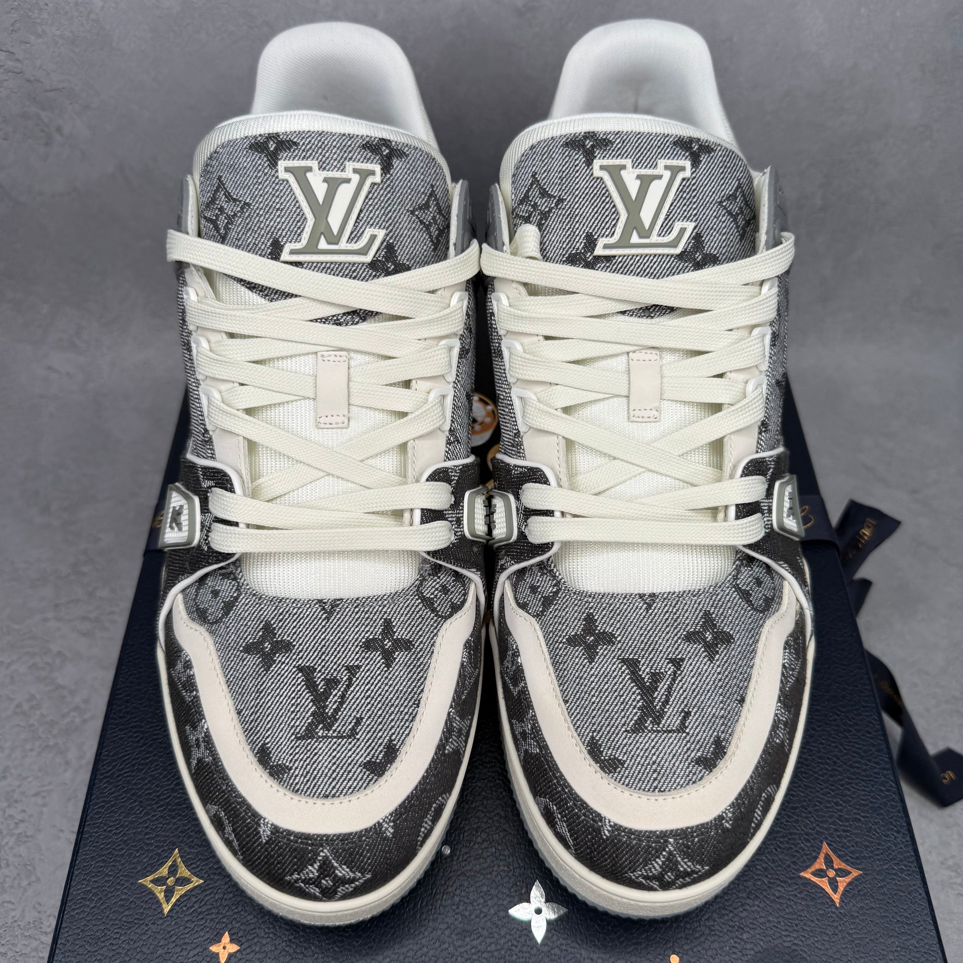 LV Trainer Sneaker Grey (US12/LV11)