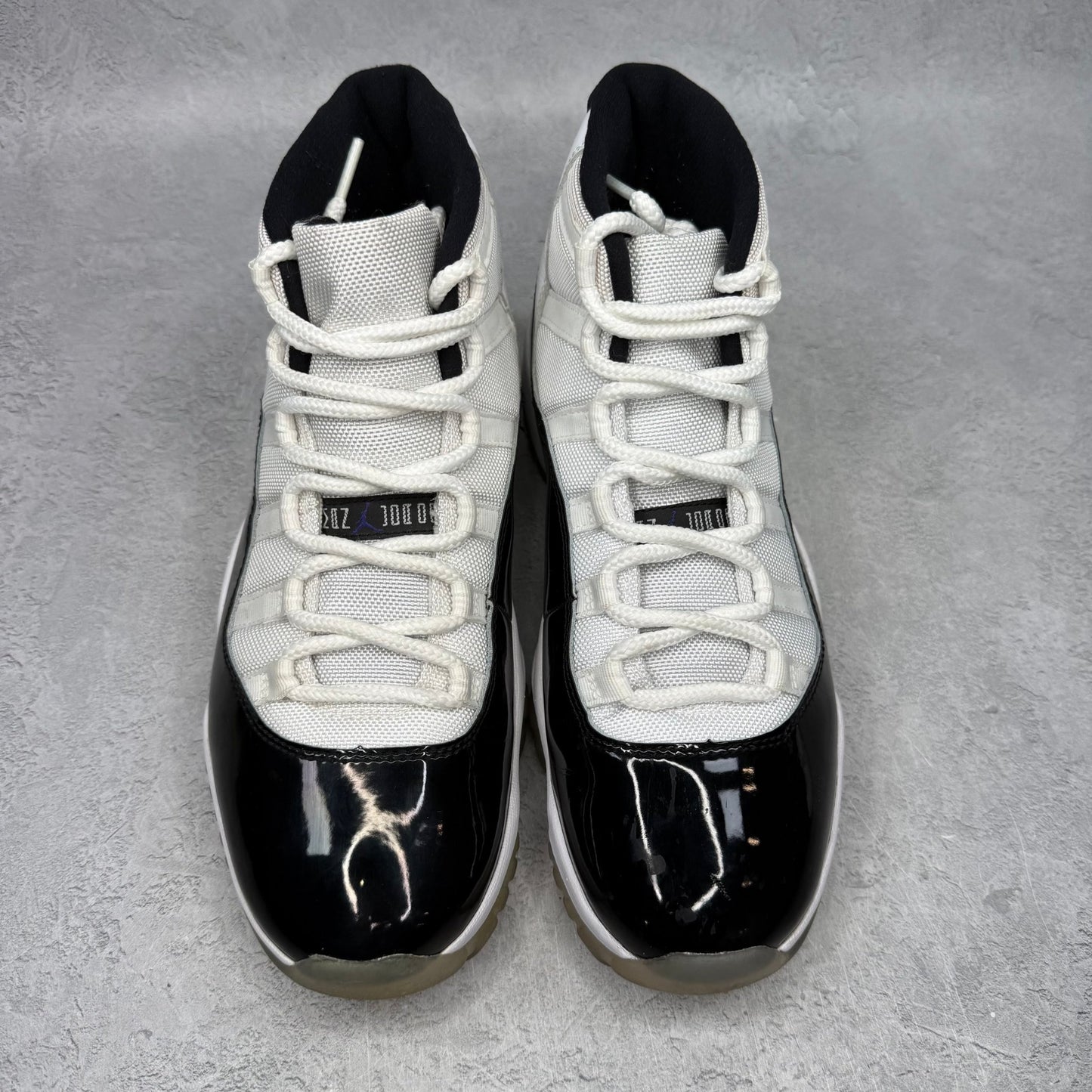 Jordan 11 Retro Concord (2018) *pre - owned* SIZE 10.5 - Kicks Collective PA - Jordan - 378037-100 - Men's Shoes - 10.5M/12W - Pre - Owned - No Box