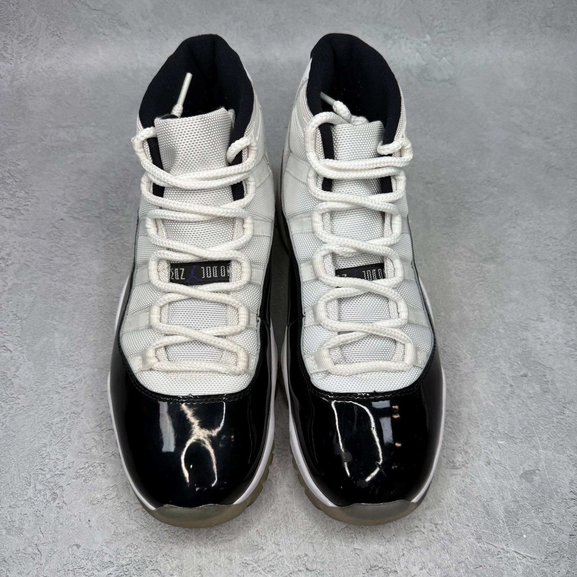 Jordan 11 Retro Concord (2018) *pre - owned* SIZE 10.5 - Kicks Collective PA - Jordan - 378037-100 - Men's Shoes - 10.5M/12W - Pre - Owned - No Box