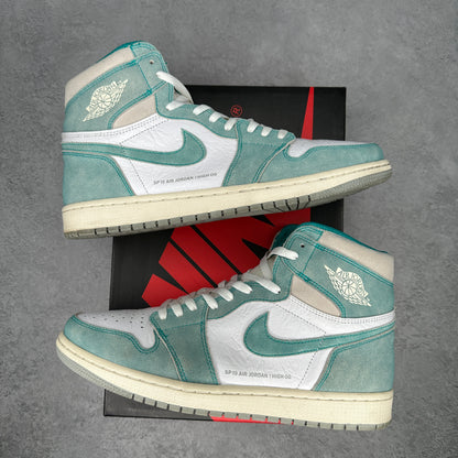 Jordan 1 Retro High Turbo Green *pre-owned* SIZE 11.5