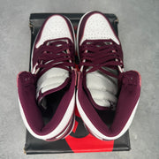 Jordan 1 Retro High OG Bordeaux pre-owned size 11.5