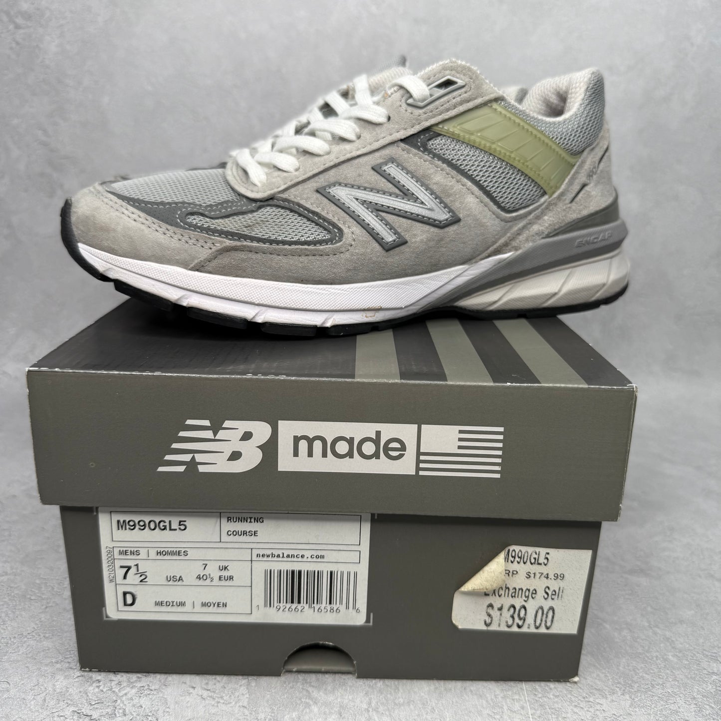 New Balance 990v5 Grey *pre-owned* SIZE 7.5