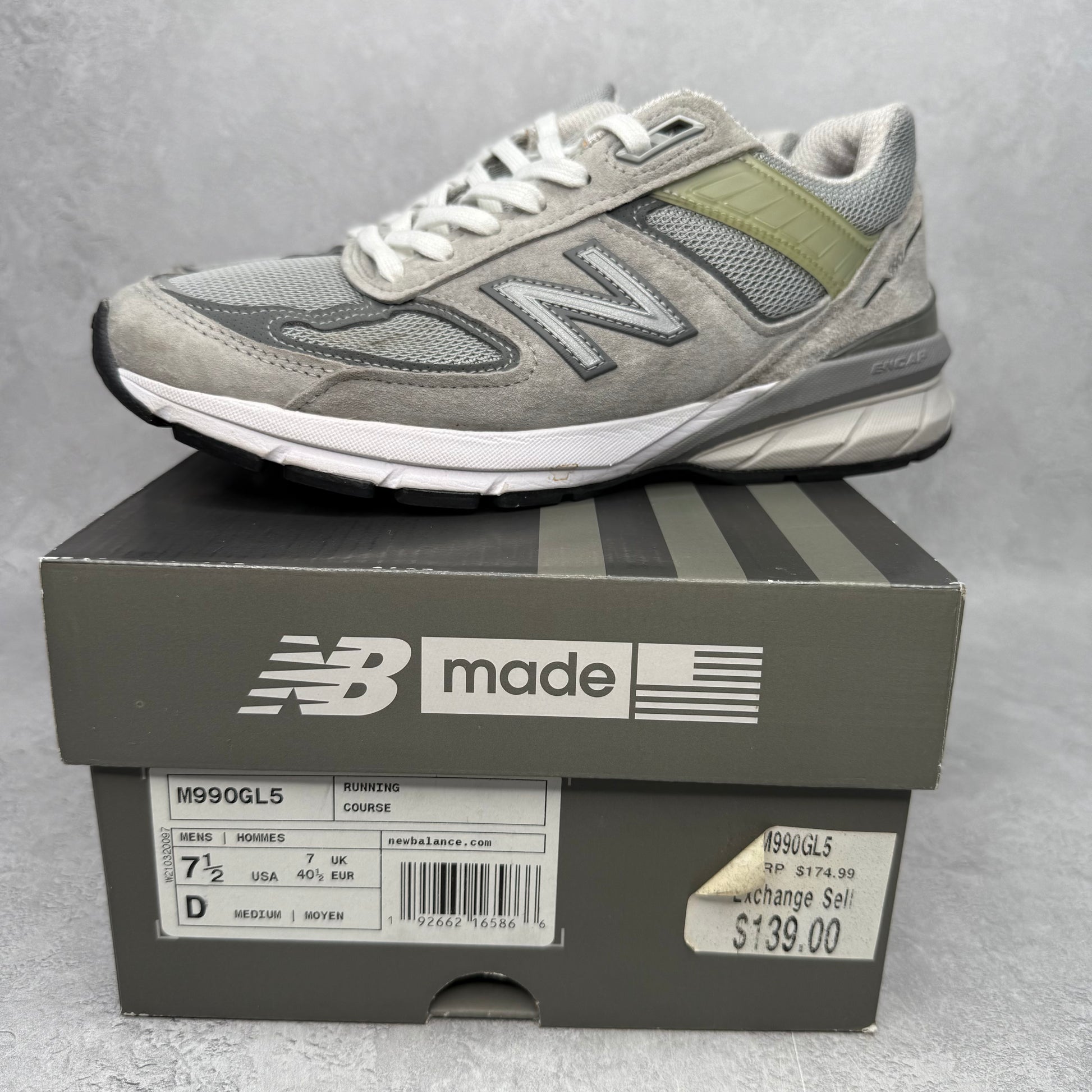 New Balance 990v5 Grey *pre-owned* SIZE 7.5
