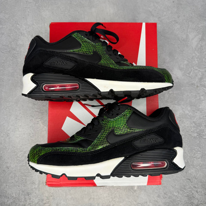 Nike Air Max 90 Green Python *pre-owned* SIZE 8.5