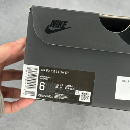 Nike Air Force 1 Low Supreme Black *pre-owned* SIZE 6