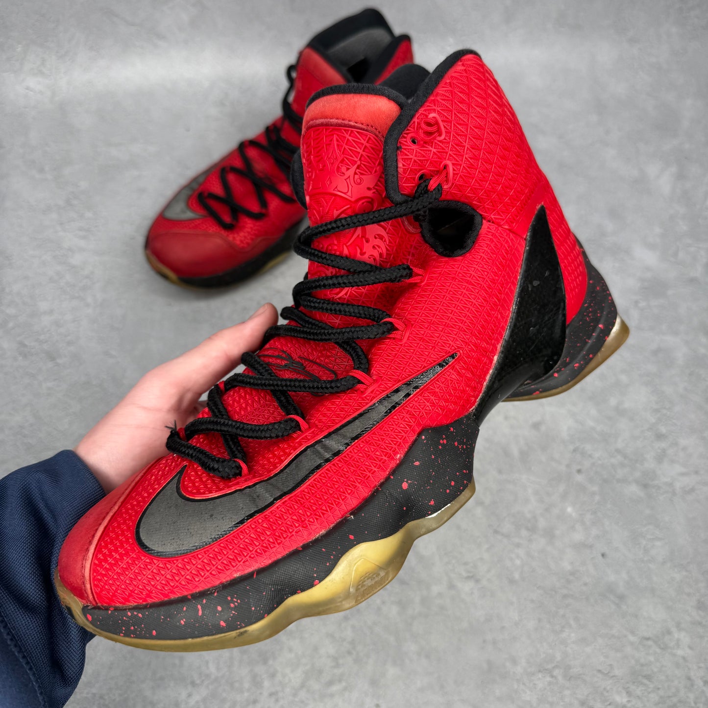 Nike LeBron 13 Elite University Red *pre-owned* SIZE 9.5