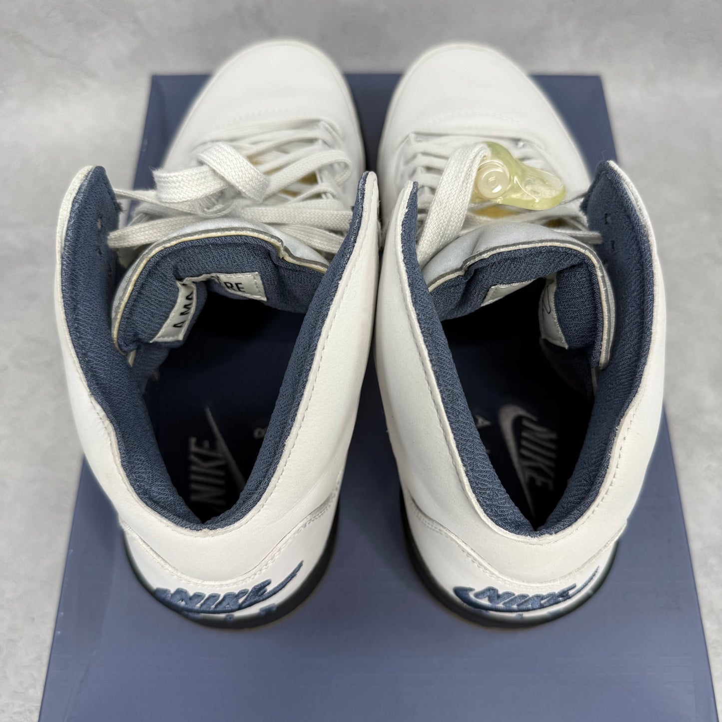 Jordan 5 Retro A Ma Maniére Dawn (Women's) *pre - owned* SIZE 10W - Kicks Collective PA - Jordan - FZ5758 - 004 - Women's Shoes - 8.5M/10W - Pre - Owned