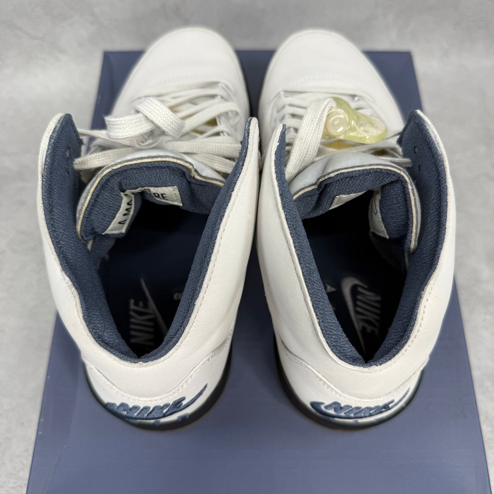 Jordan 5 Retro A Ma Maniére Dawn (Women's) *pre - owned* SIZE 10W - Kicks Collective PA - Jordan - FZ5758 - 004 - Women's Shoes - 8.5M/10W - Pre - Owned