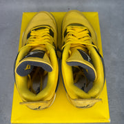 Jordan 4 Retro Lightning (2021) *pre-owned* SIZE 12