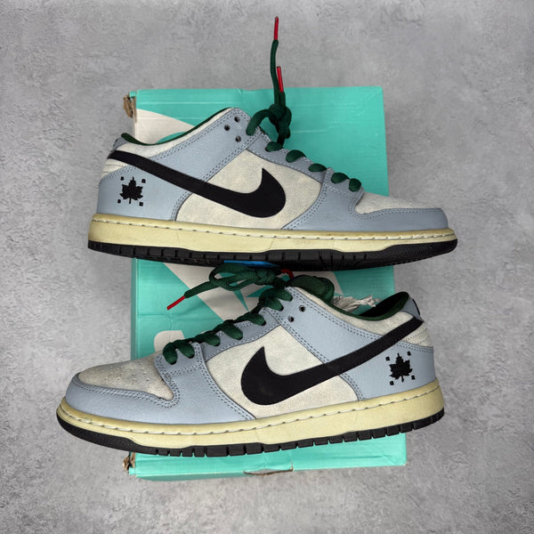 Nike SB Dunk Low Maple Leaf Central Park VNDS *pre - owned* SIZE 9.5 - Kicks Collective PA - Nike - 313170-021 - Men's Shoes - 9.5M/11W - Pre - Owned