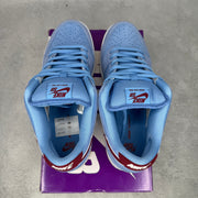 Nike SB Dunk Low Philadelphia Phillies *pre-owned* SIZE 9