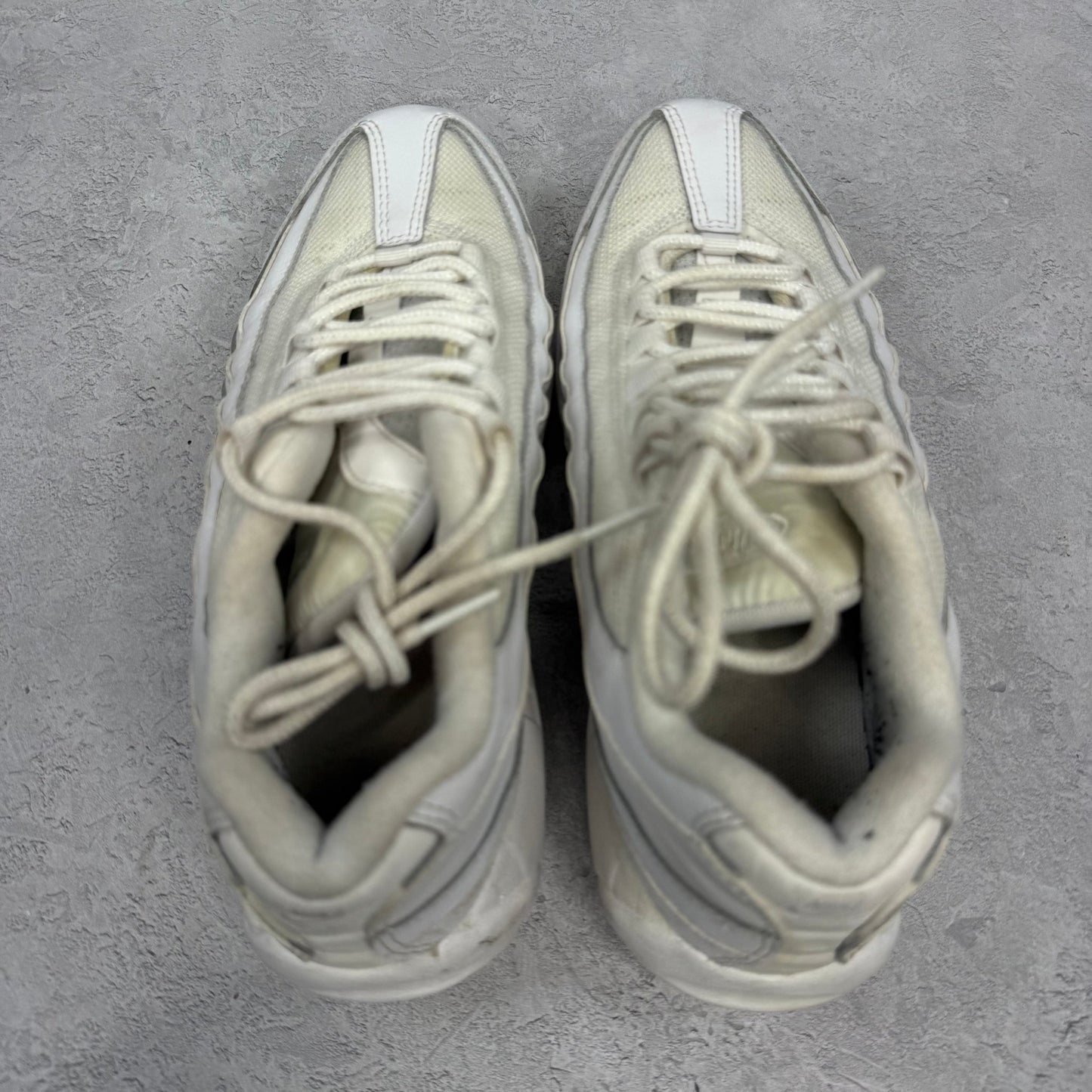 Nike Air Max 95 Recraft Triple White (GS) *pre - owned* SIZE 7Y - Kicks Collective PA - Nike - CJ3906 - 100 - Kid's Shoes - 7Y - Pre - Owned