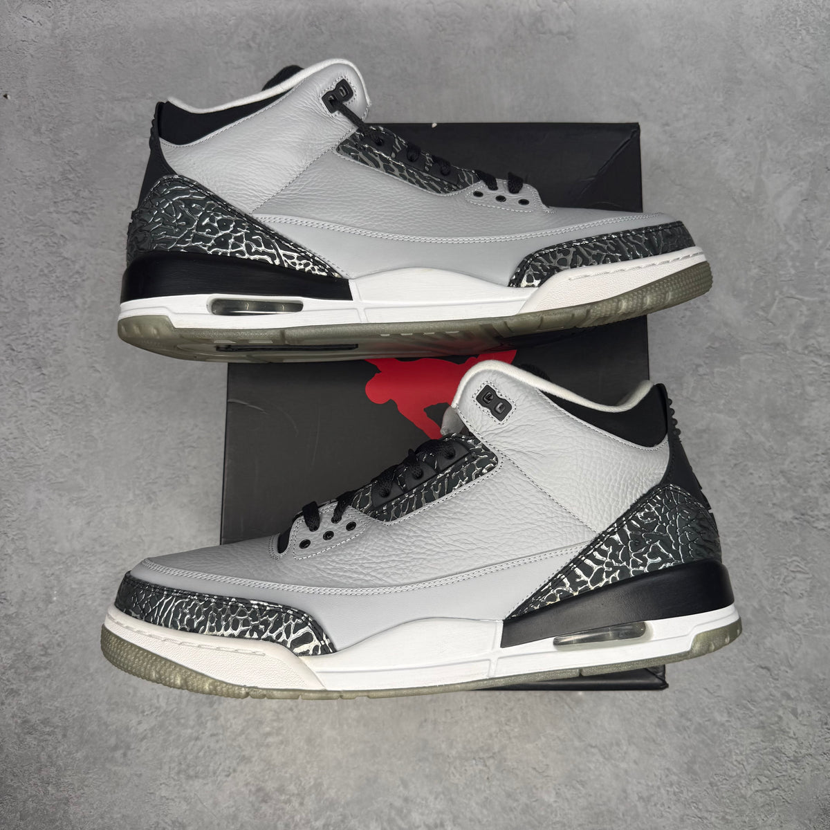 Jordan 3 Retro Wolf Grey *pre-owned* SIZE 15