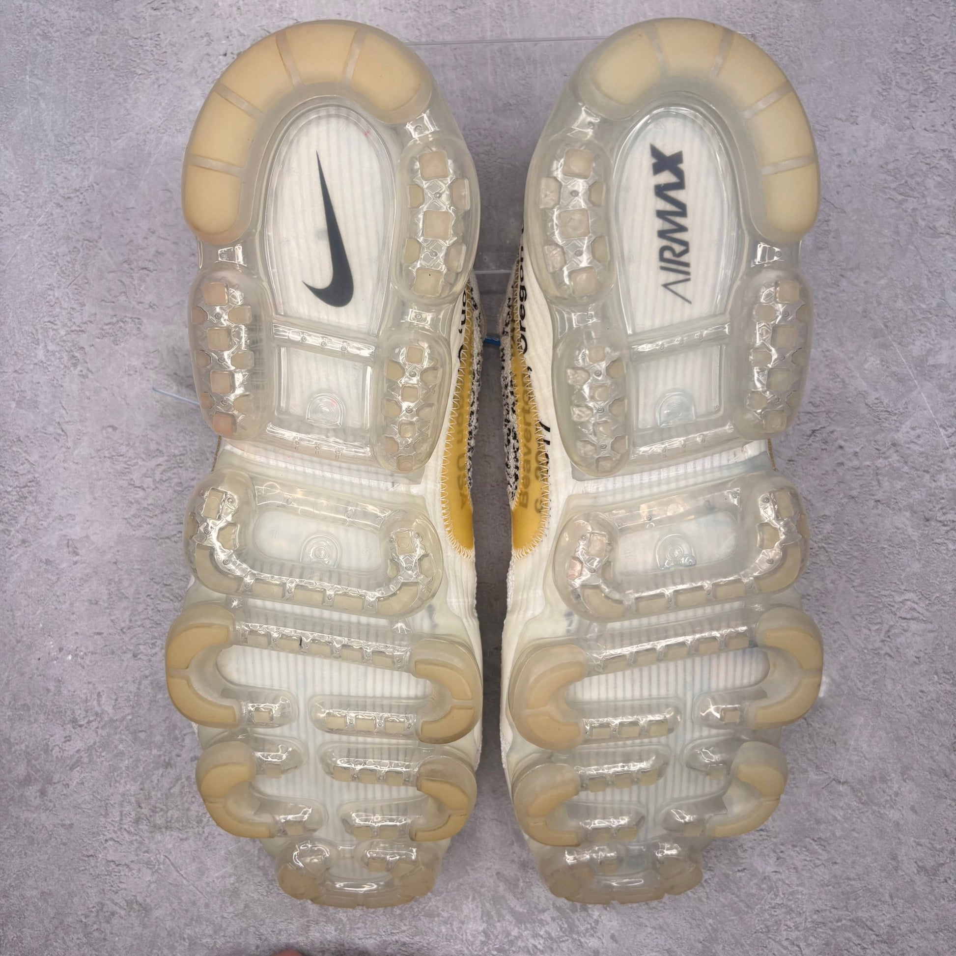 Nike Air VaporMax Off - White (2018) *pre - owned* SIZE 15 - Kicks Collective PA - Nike - AA3831-100 - Men's Shoes - 15M/16.5W - Pre - Owned - No Box