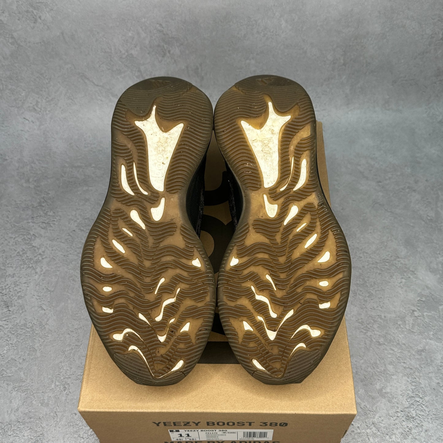 adidas Yeezy Boost 380 Onyx *pre-owned* SIZE 10.5