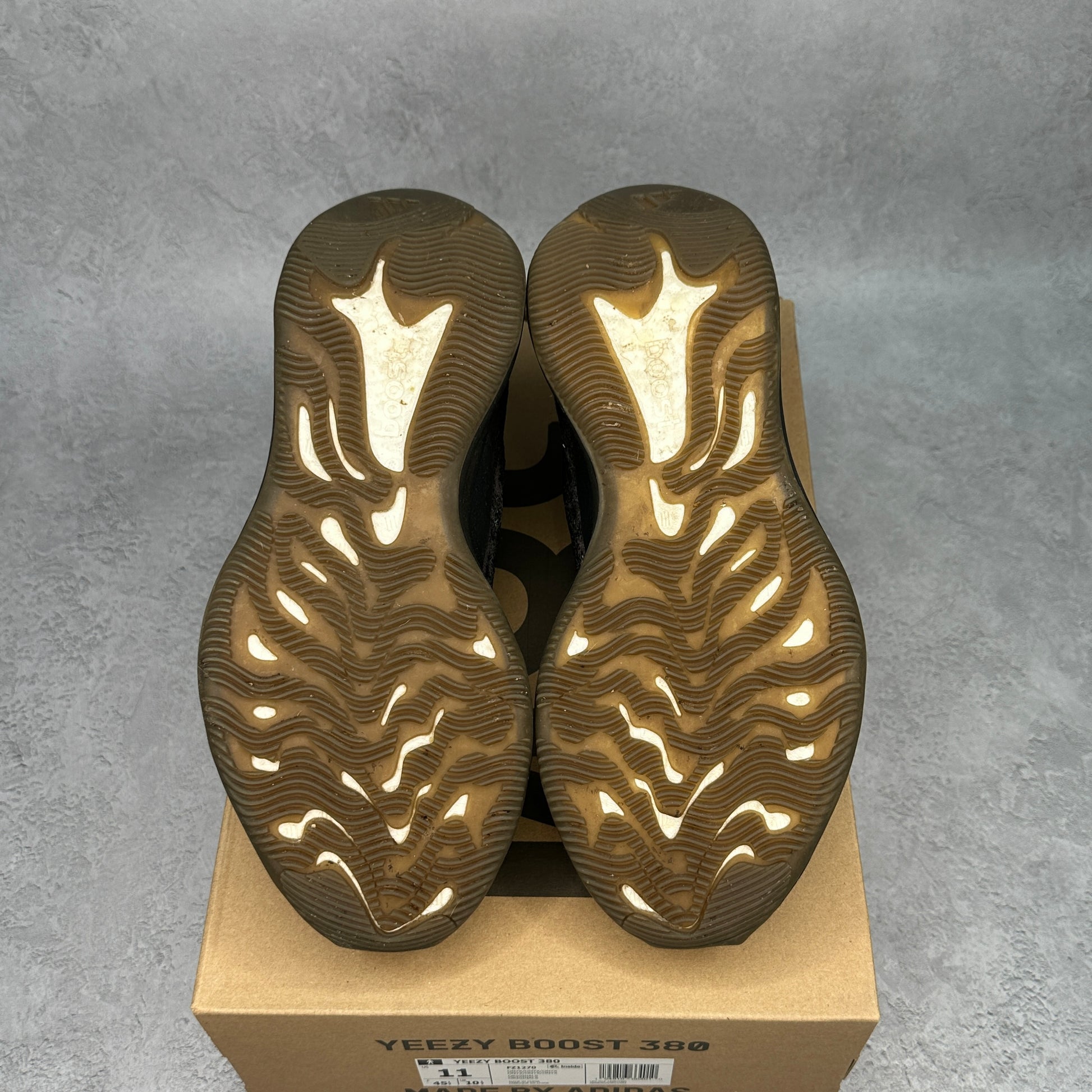 adidas Yeezy Boost 380 Onyx *pre-owned* SIZE 10.5