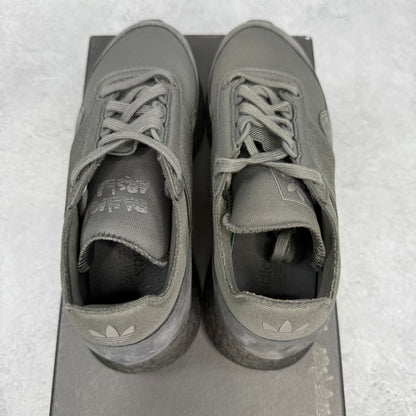 adidas New York Present Daniel Asham Grey