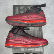 Nike LeBron 7 Christmas (2009) - Image 2