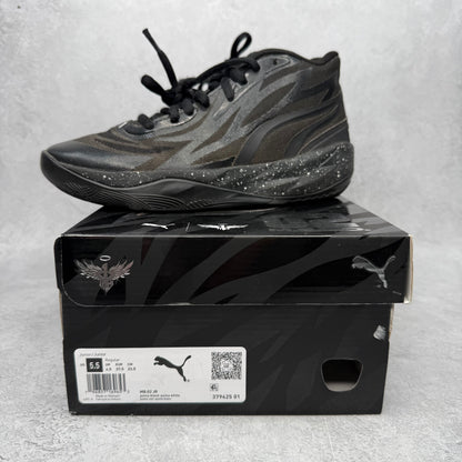 Puma LaMelo Ball MB.02 Oreo (GS) *pre-owned* SIZE 5.5Y