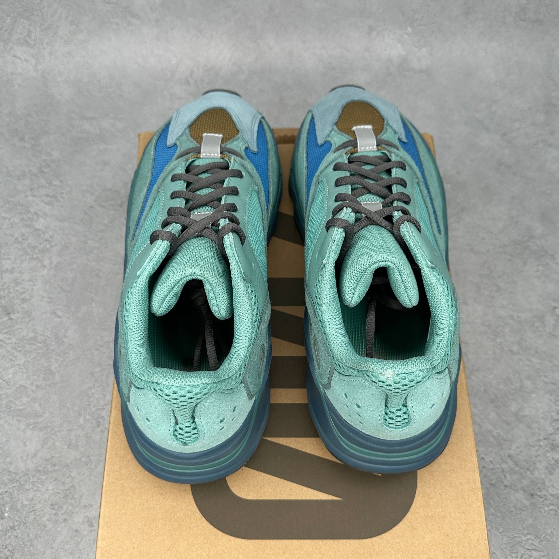 adidas Yeezy Boost 700 Faded Azure *pre - owned* SIZE 9 - Kicks Collective PA - adidas - GZ2002 - Men's Shoes - 9M/10.5W - Pre - Owned